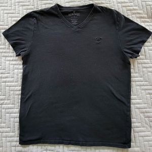 American Eagle Short Sleeve Heritage V-Neck T-Shirt